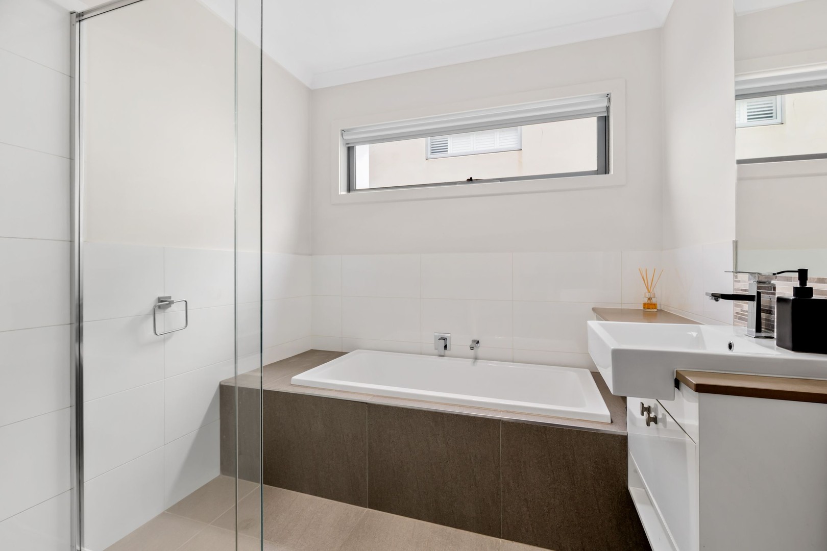 8/24 Laurence Avenue, Airport West, VIC 3042, Airport West - Thumbnail 7