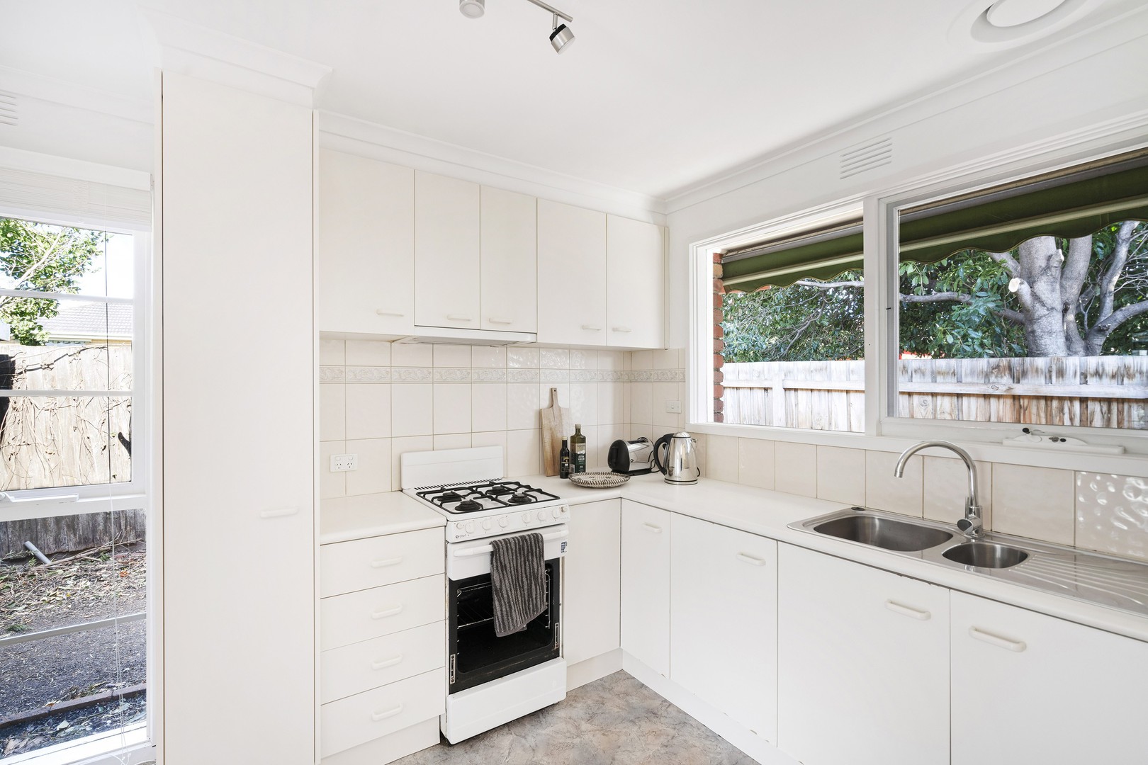 8/27-29 Bourke Street, Ringwood, VIC 3134, Ringwood - Thumbnail 2