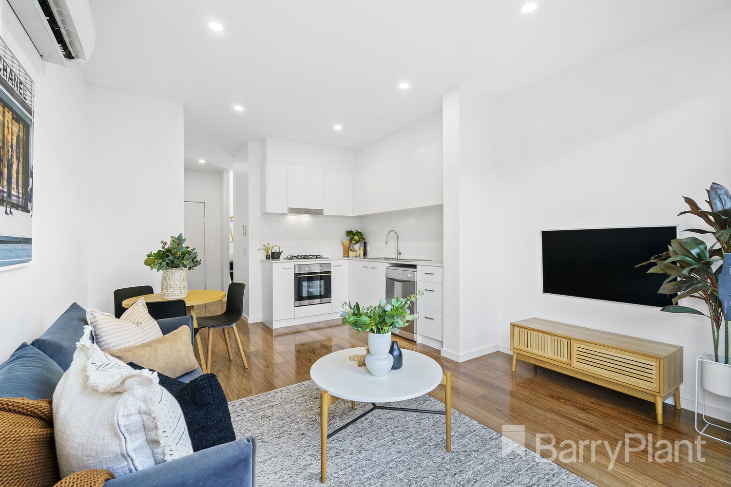8/30 Blenheim Road, Newport, VIC 3015, Newport - Thumbnail 6