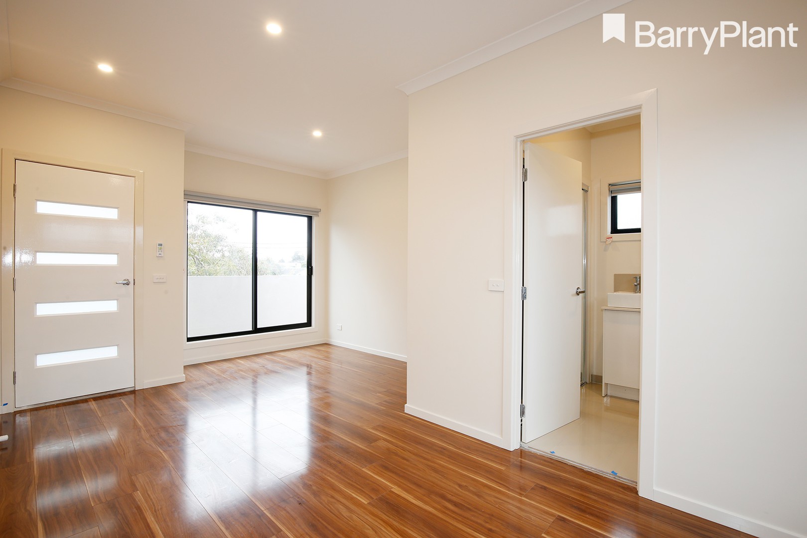8/31 Erskine Street, Frankston, VIC 3199, Frankston - Thumbnail 4