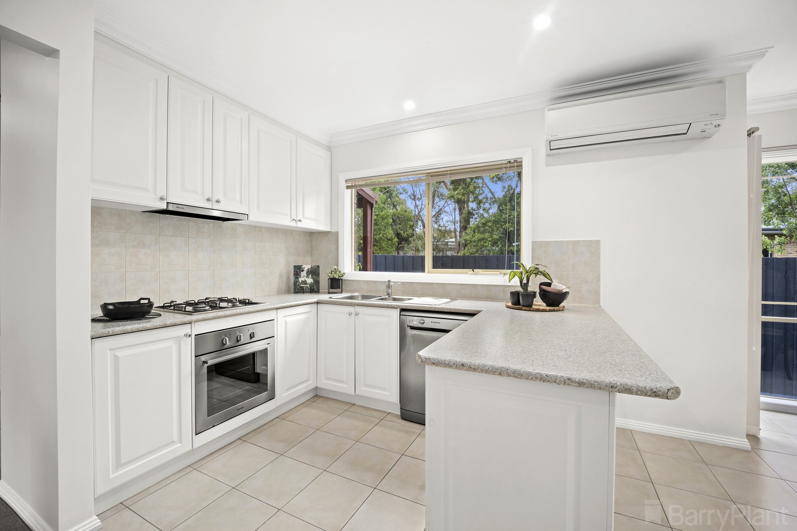 8/33-37 Karingal StreetCroydon North, VIC 3136, Croydon North - Thumbnail 3
