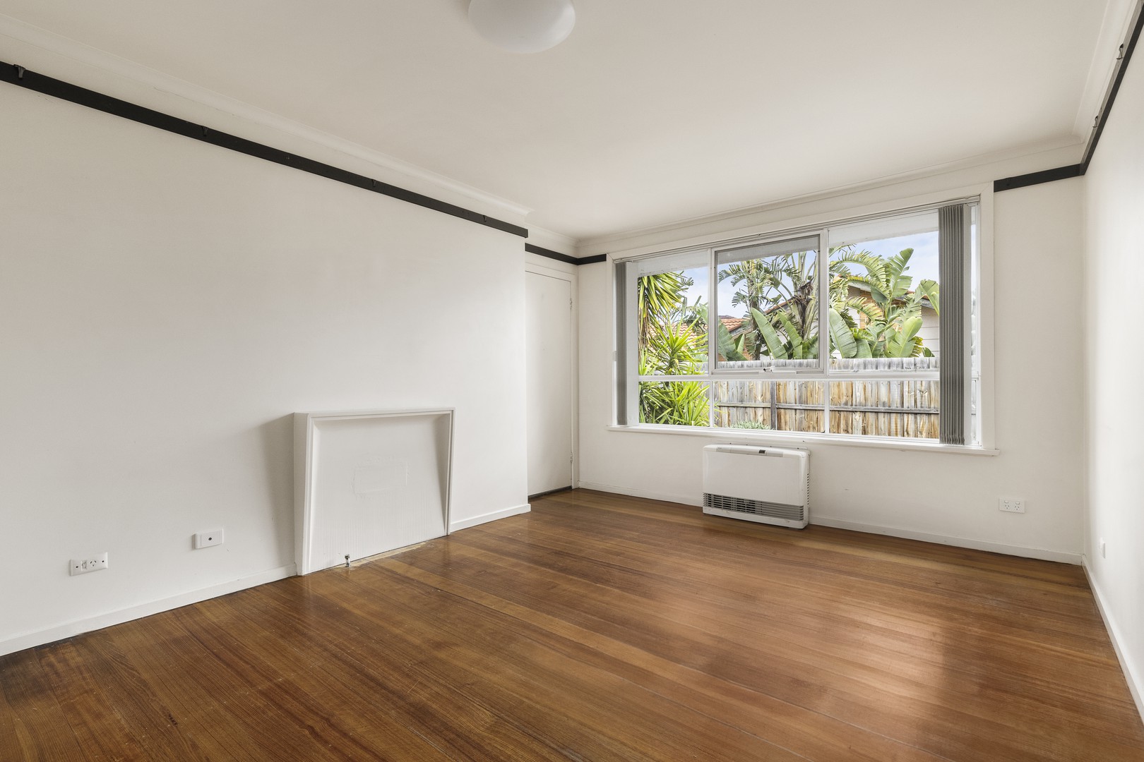 8/37 Broadway, Bonbeach, VIC 3196 - Thumbnail 2 - 09/02/2024