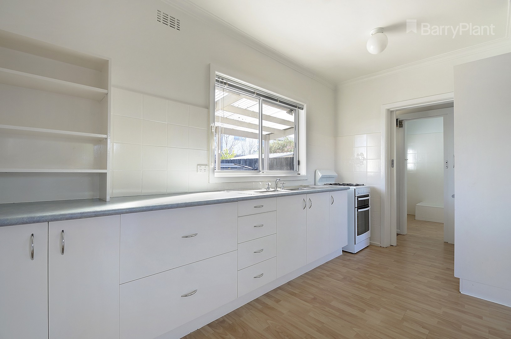 8/42 Barkly Street, Mordialloc, VIC 3195 - Thumbnail 2 - 15/11/2022