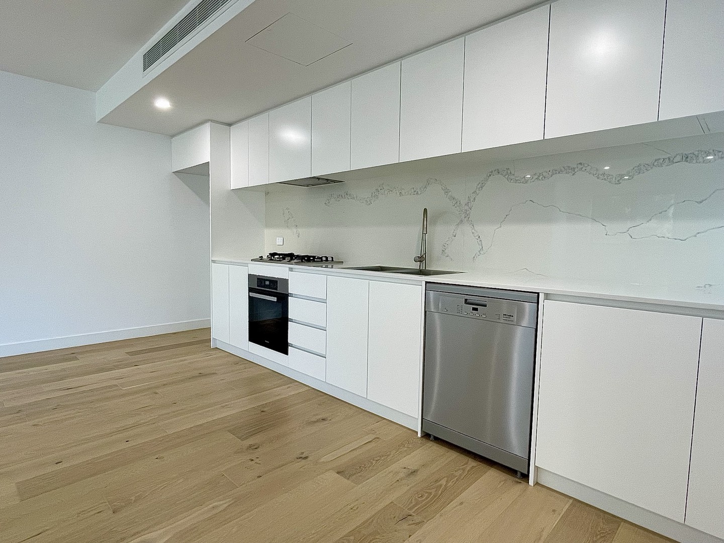 8/437 Main  Street, Mordialloc, VIC 3195, Mordialloc - Thumbnail 4