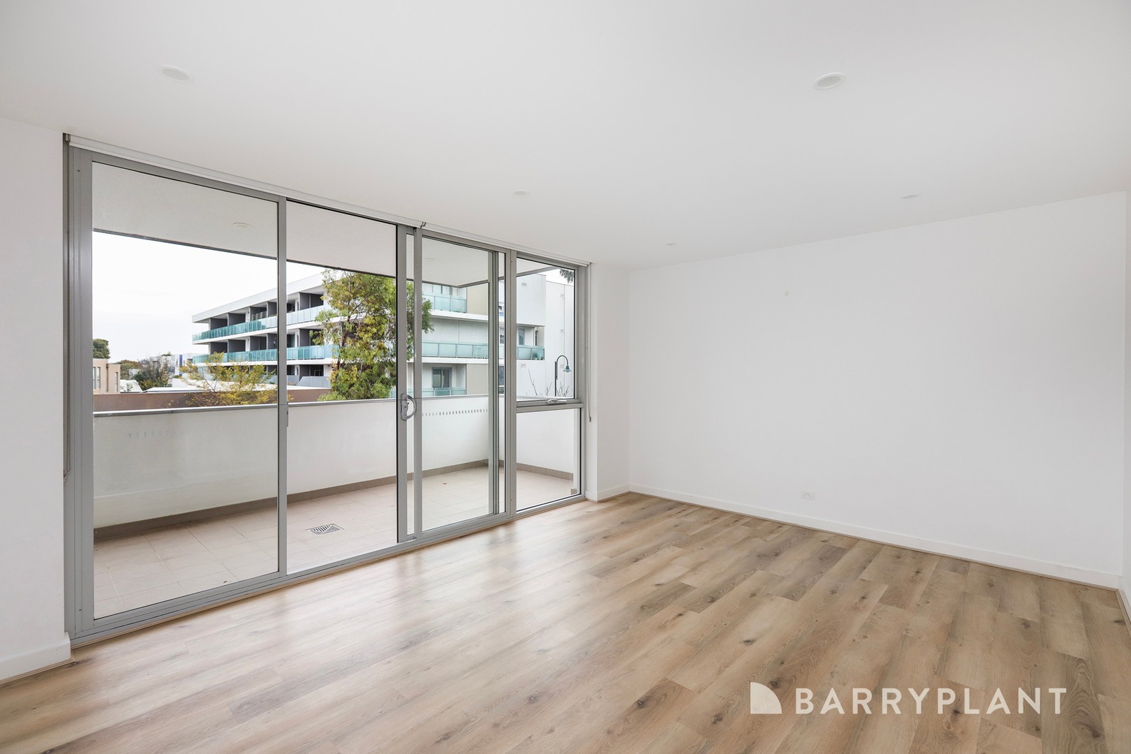 8/50 Eucalyptus Drive, Maidstone, VIC 3012, Maidstone - Thumbnail 2