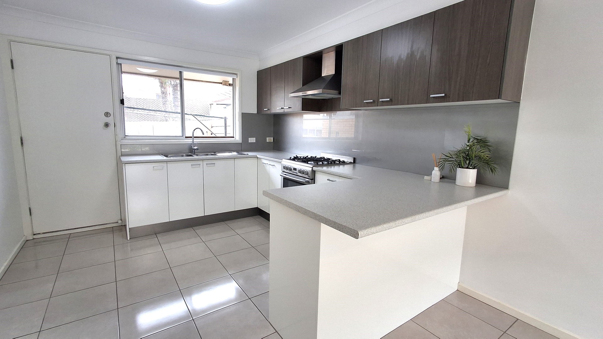 8/52 McKillop Street, Geelong, VIC 3220, Geelong - Thumbnail 2