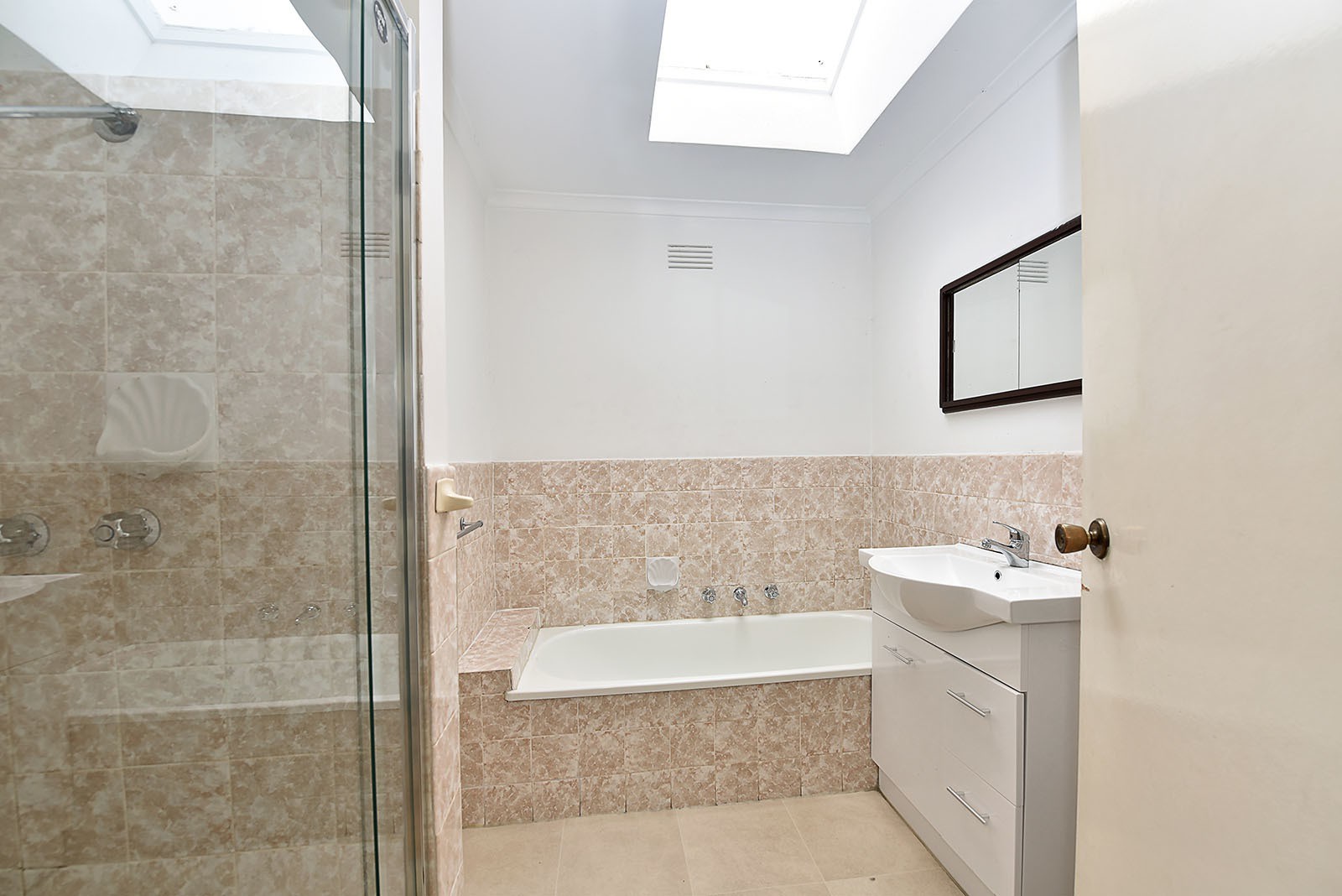 8/54-56 St Vigeons Road, Reservoir, VIC 3073, Reservoir - Thumbnail 8
