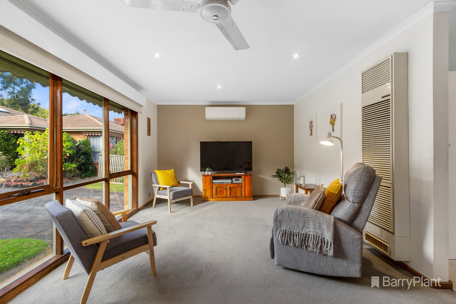8/6 Clematis Avenue, Ferntree Gully, VIC 3156, Ferntree Gully - Thumbnail 2