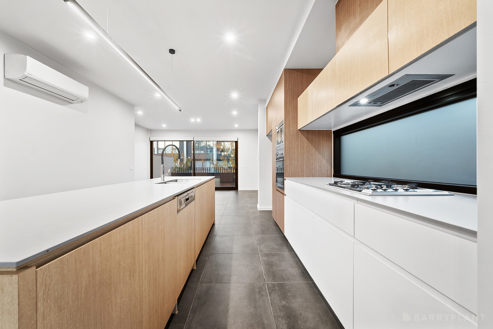 8/60 Cheltenham Road, Dandenong, VIC 3175, Dandenong - Thumbnail 3