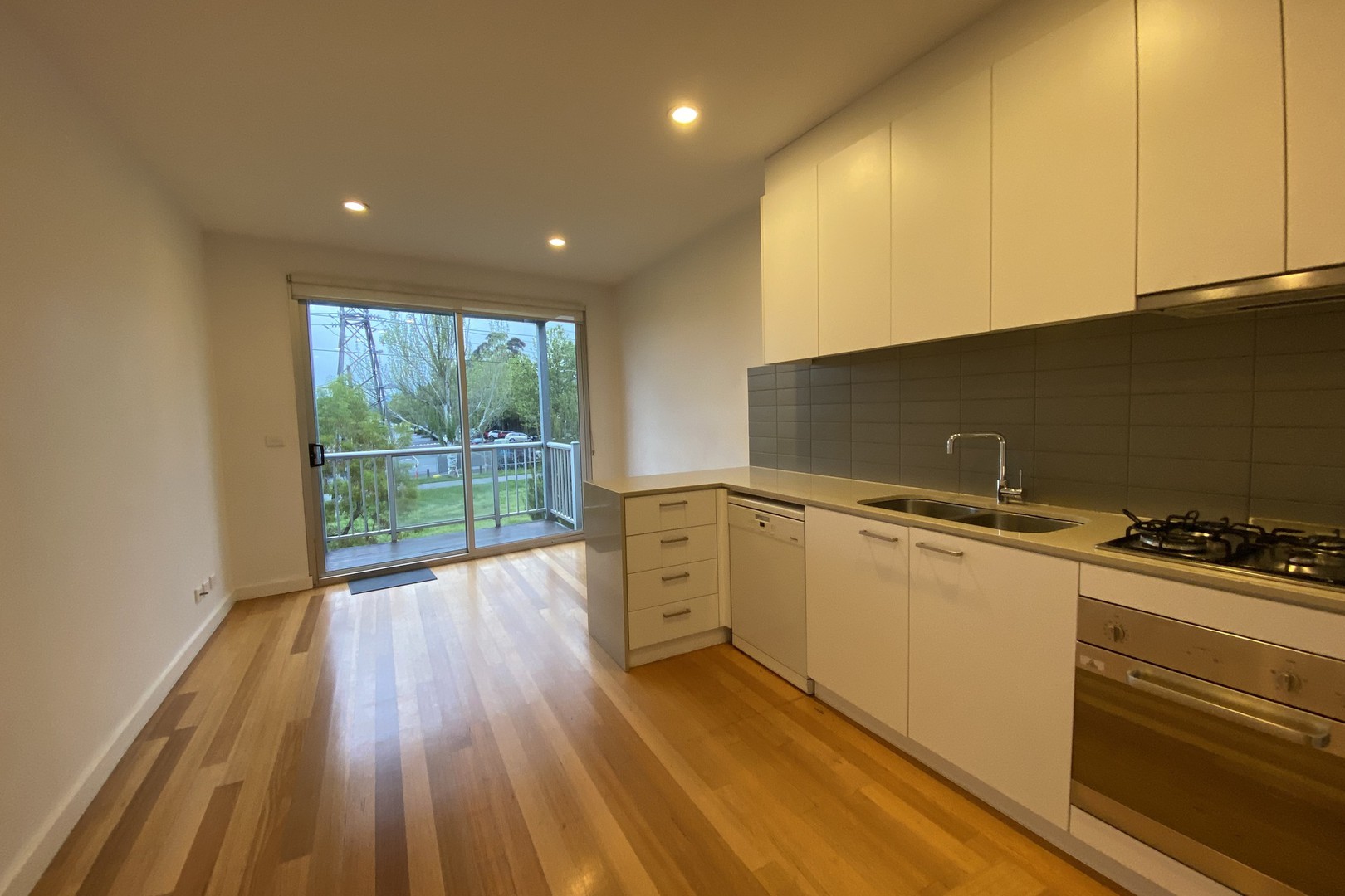 8/66-68A Brunswick Road, Brunswick, VIC 3056, Brunswick - Thumbnail 3