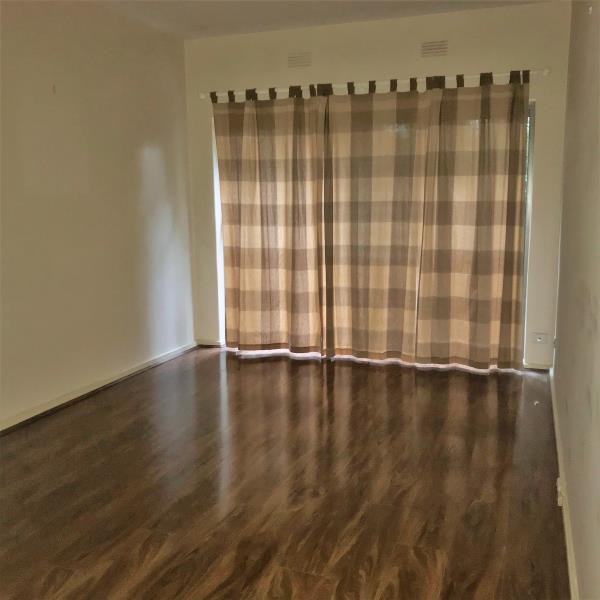 8/70 Beach Road, Mentone, VIC 3194, Mentone - Thumbnail 4