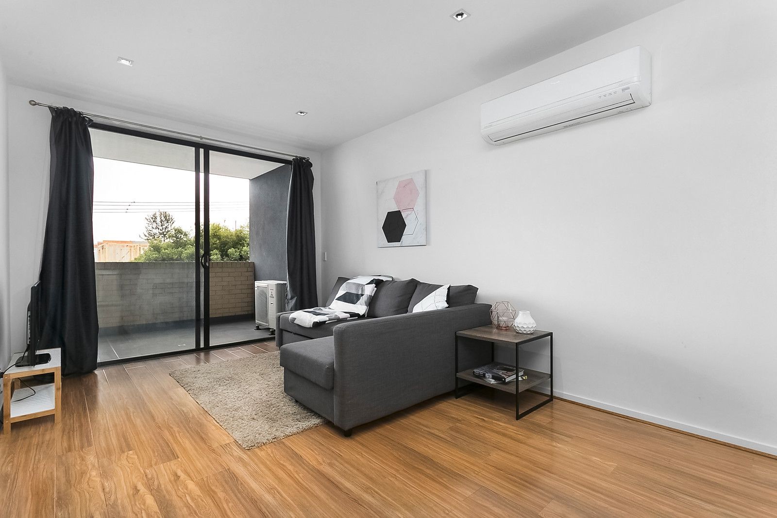 8/82 Hopetoun Ave, Brunswick West, VIC 3055 - Thumbnail 2 - 02/09/2026