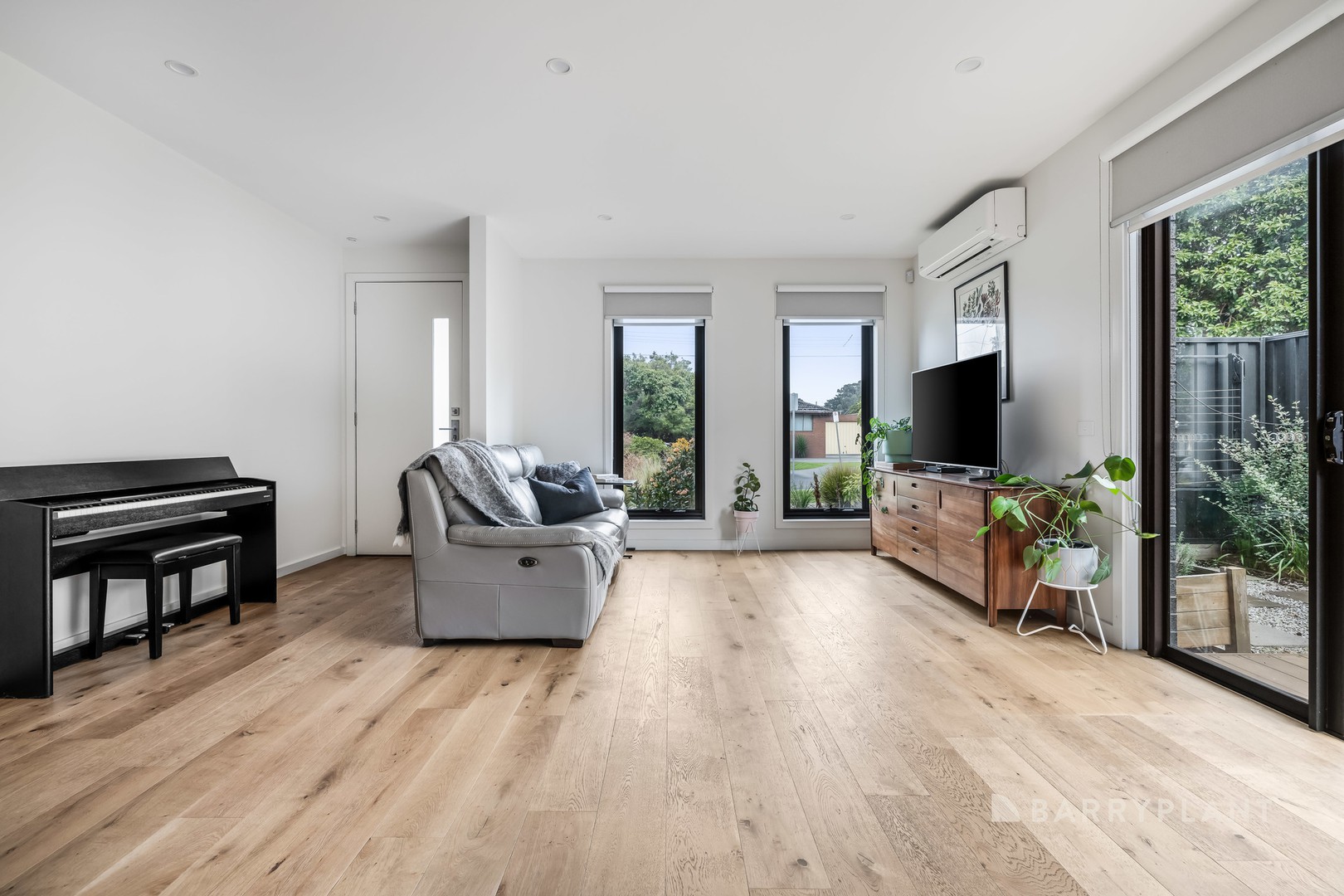 8/84-86 Howard Street, Reservoir, VIC 3073 - Thumbnail 2 - 07/05/2025