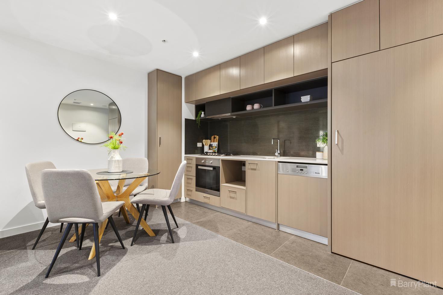 8/872 Doncaster Road, Doncaster East, VIC 3109, Doncaster East - Thumbnail 4