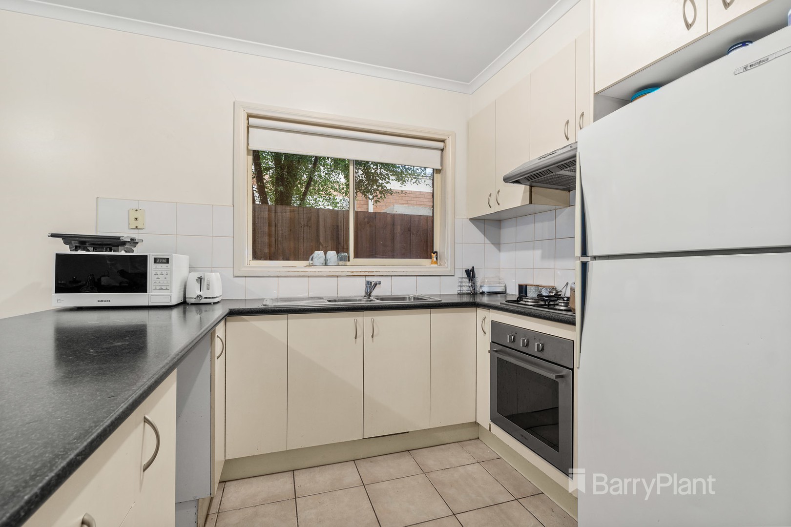 8/90 Edgars Road, Thomastown, VIC 3074, Thomastown - Thumbnail 2