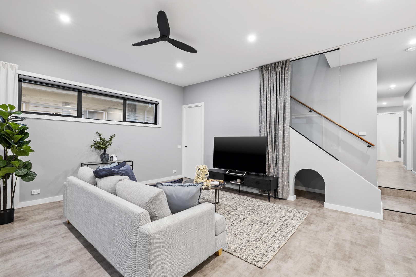 8 Alexander Street, Mitcham, VIC 3132 - Thumbnail 2 - 27/03/2026