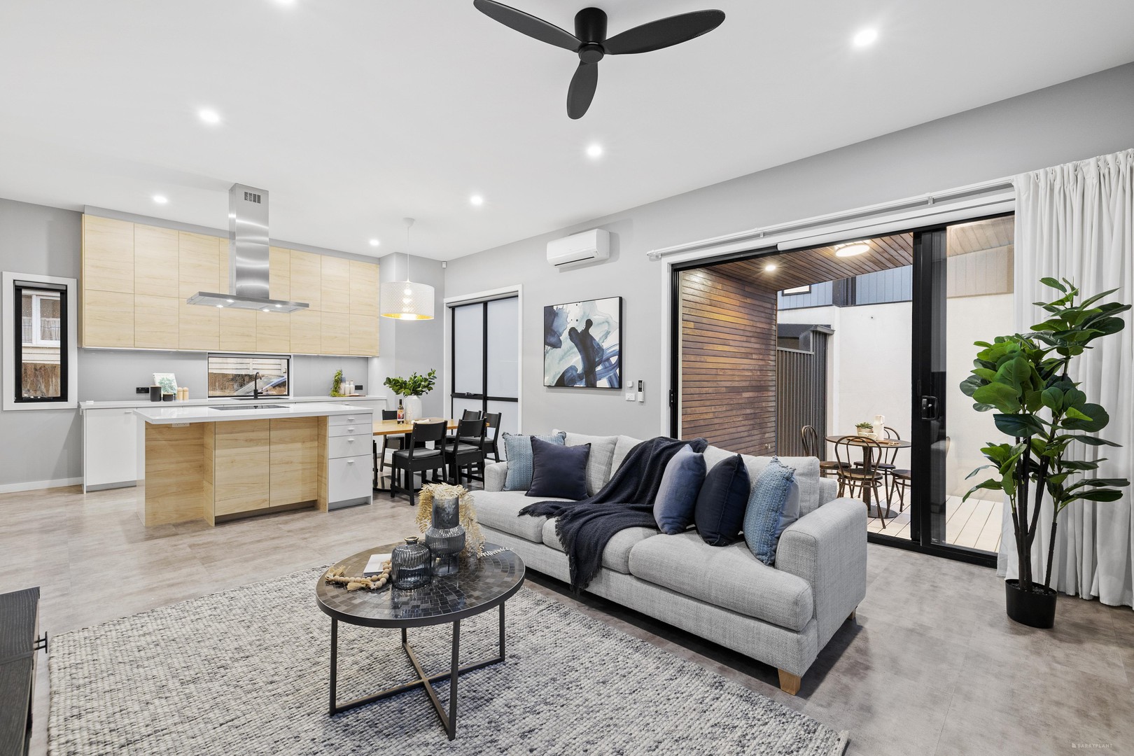 8 Alexander Street, Mitcham, VIC 3132, Mitcham - Thumbnail 4
