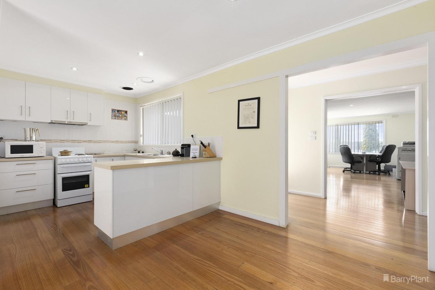 8 Ambrose Street, Doncaster, VIC 3108, Doncaster - Thumbnail 3