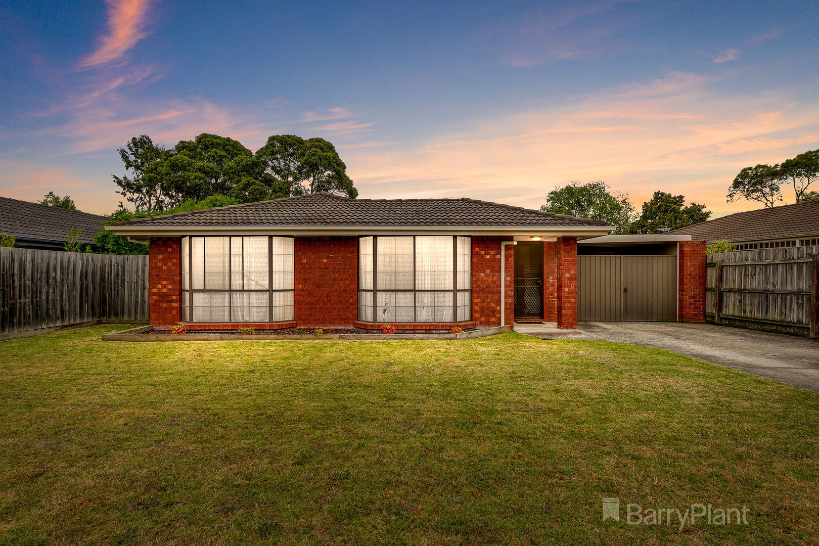 8 Amelia Close, Beaconsfield, VIC 3807