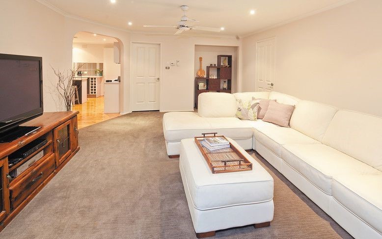 8 Amersham Drive, Wantirna, VIC 3152, Wantirna - Thumbnail 4