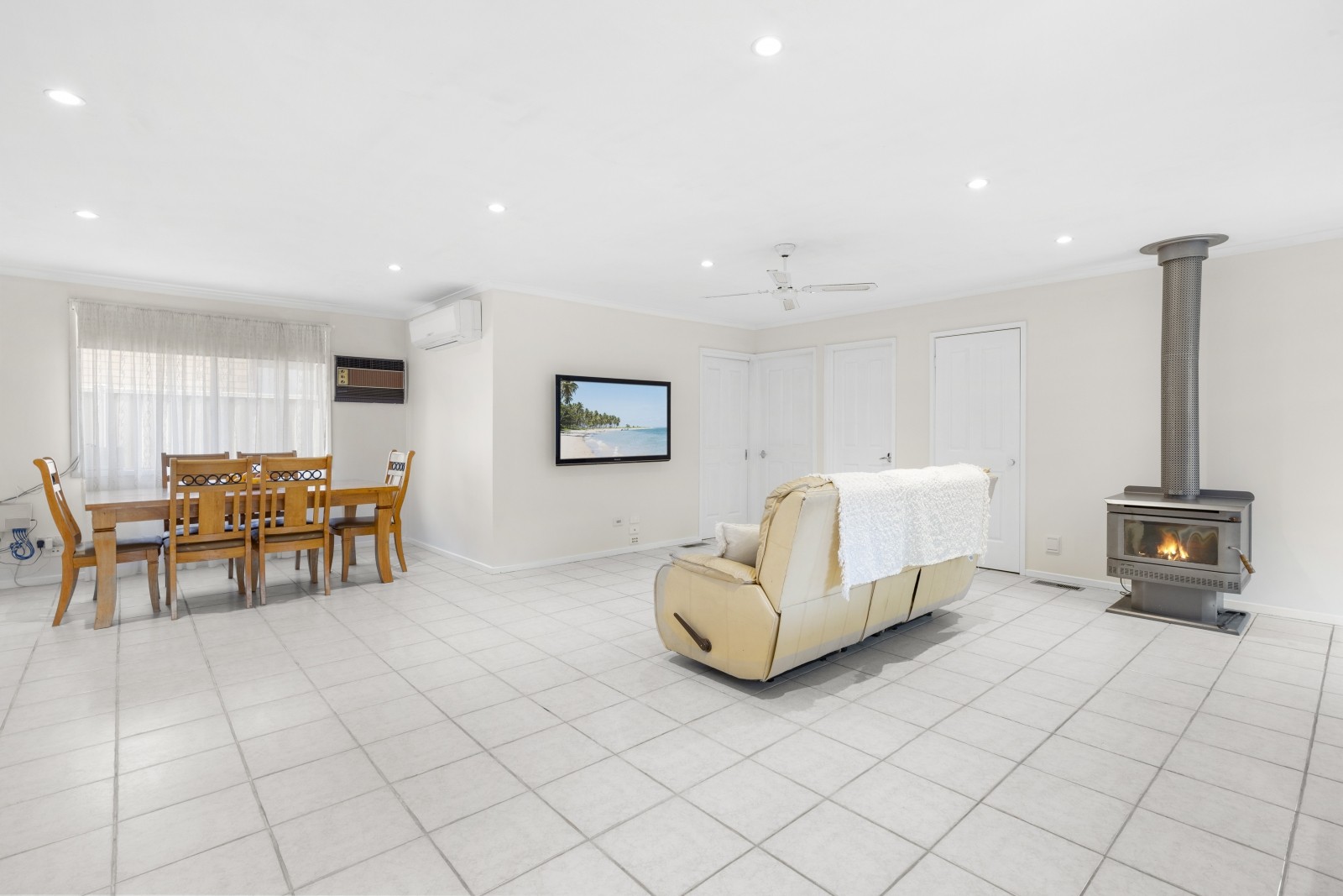 8 Andleon Way, Springvale South, VIC 3172, Springvale South - Thumbnail 4