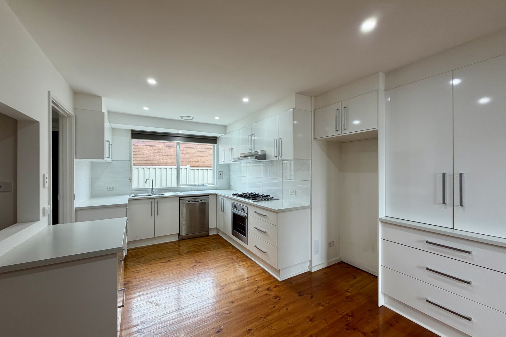 8 Angourie Crescent, Taylors Lakes, VIC 3038 - Thumbnail 1 - 04/03/2026