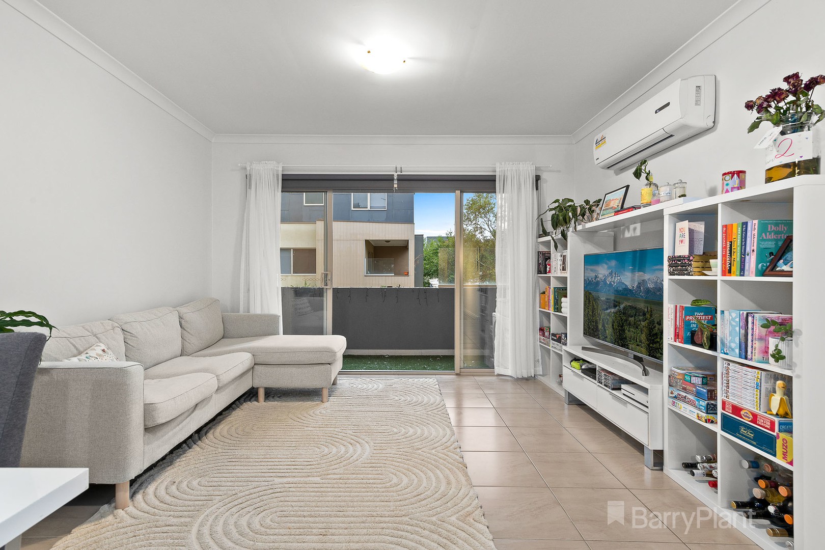 8 Annecy Lane, Pakenham, VIC 3810, Pakenham - Thumbnail 4