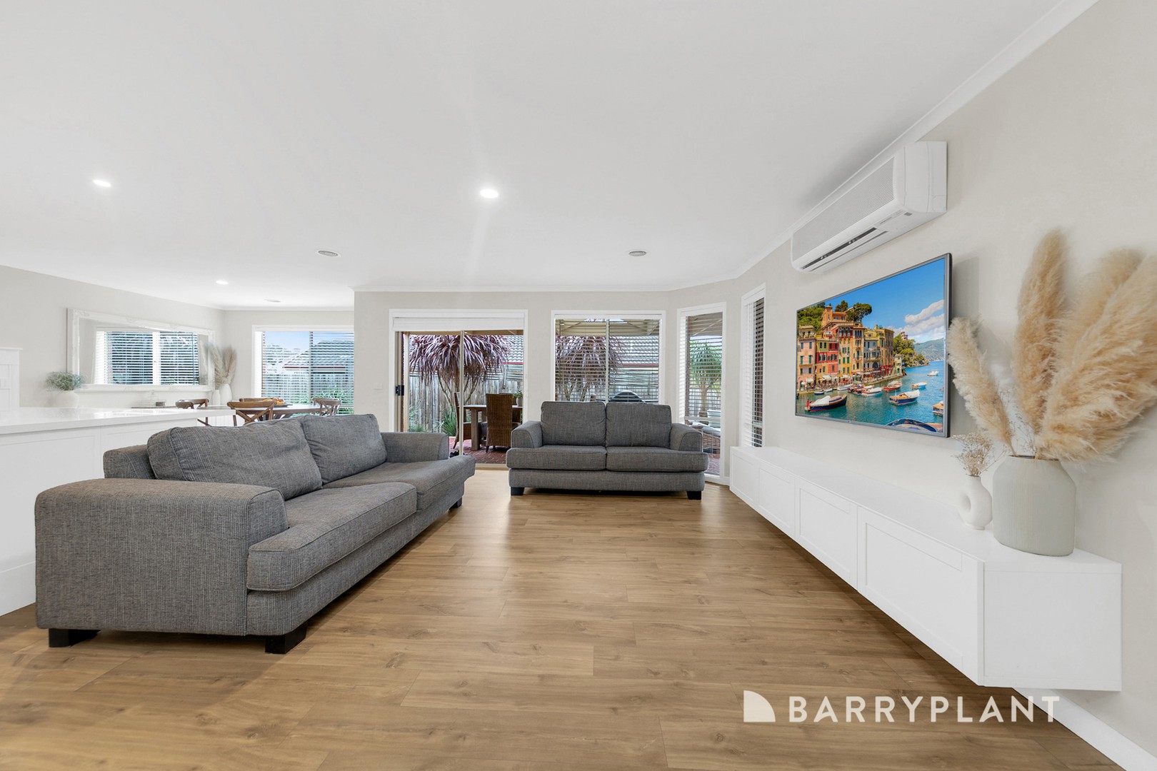8 Anvil Court, South Morang, VIC 3752, South Morang - Thumbnail 7