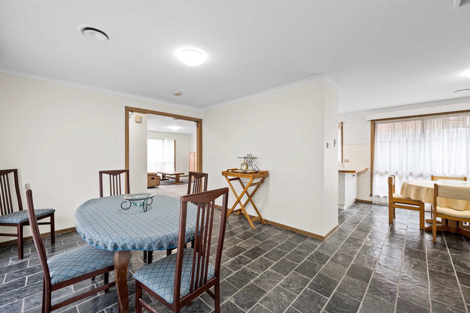 8 Arcade Square, Keilor East, VIC 3033, Keilor East - Thumbnail 3