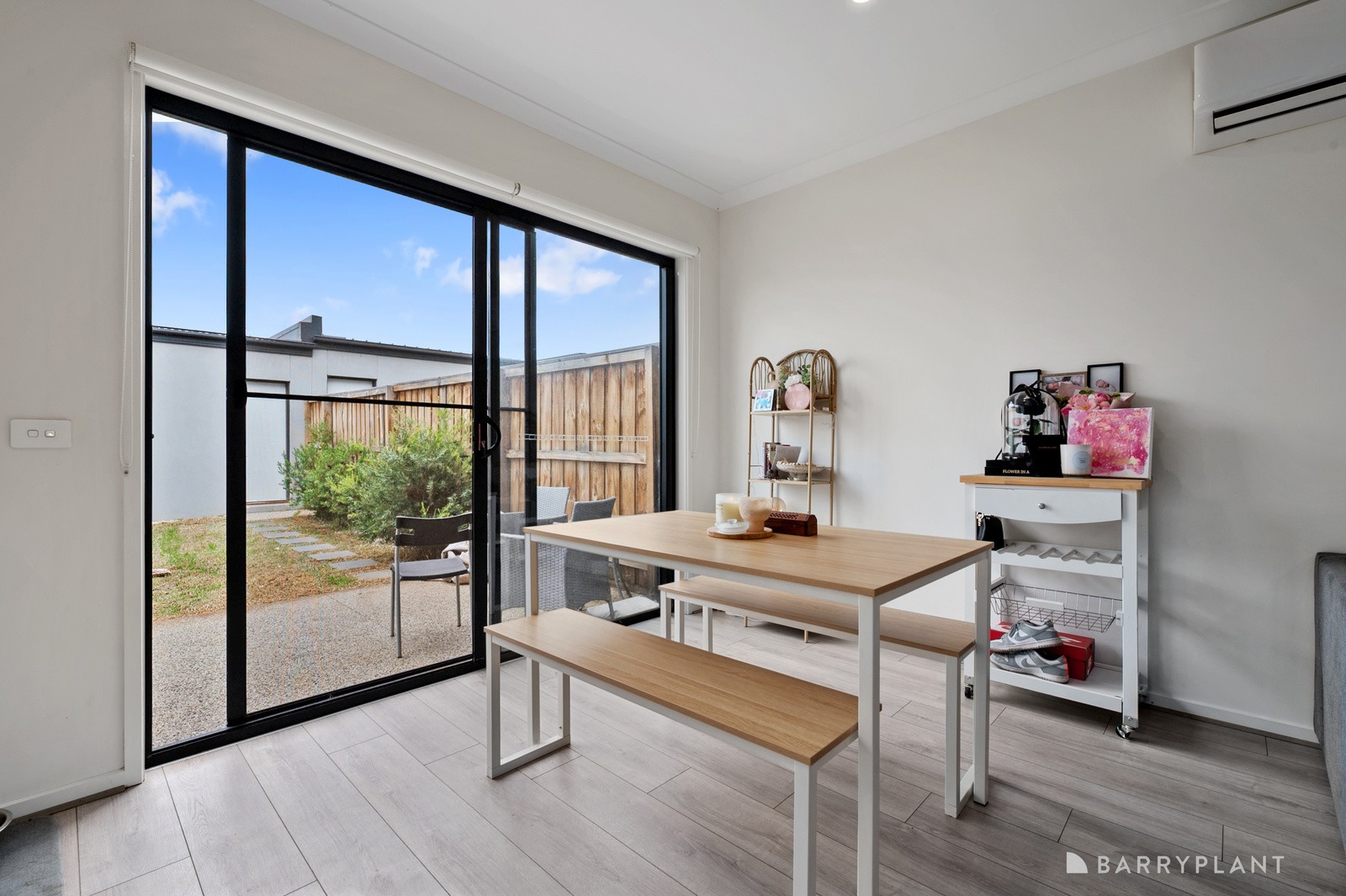 8 Arklay Road, Thornhill Park, VIC 3335, Thornhill Park - Thumbnail 3