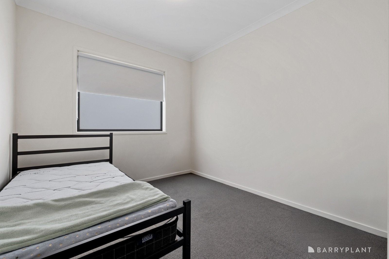 8 Arklay Road, Thornhill Park, VIC 3335, Thornhill Park - Thumbnail 8