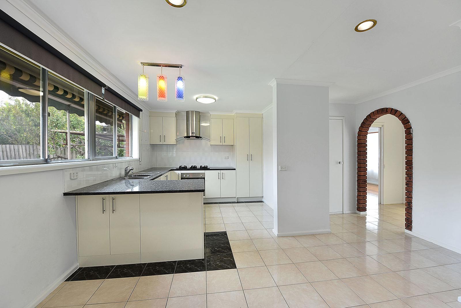 8 Ashwood Cl, Gladstone Park, VIC 3043 - Thumbnail 2 - 23/04/2026