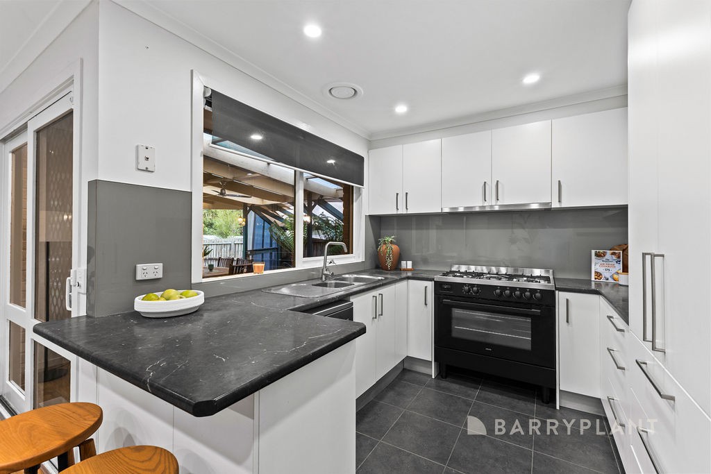 8 Avington Crescent, Boronia, VIC 3155, Boronia - Thumbnail 5