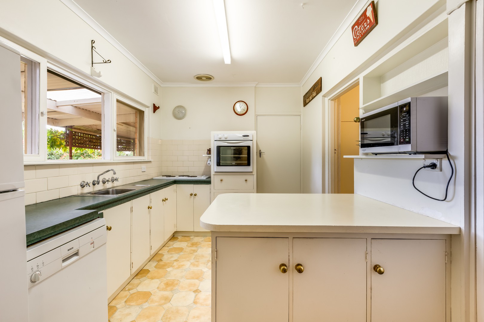 8 Bakhill RoadAthelstone, SA 5076, Athelstone - Thumbnail 6