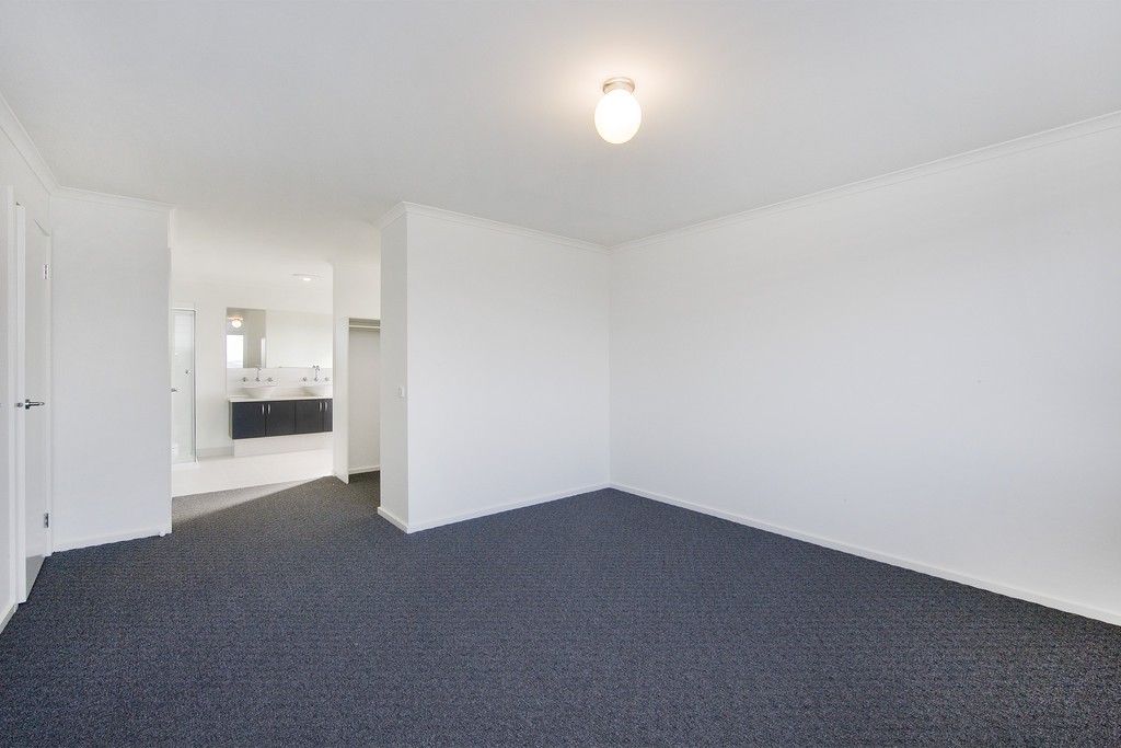 8 Banning Court, Point Cook, VIC 3030, Point Cook - Thumbnail 5