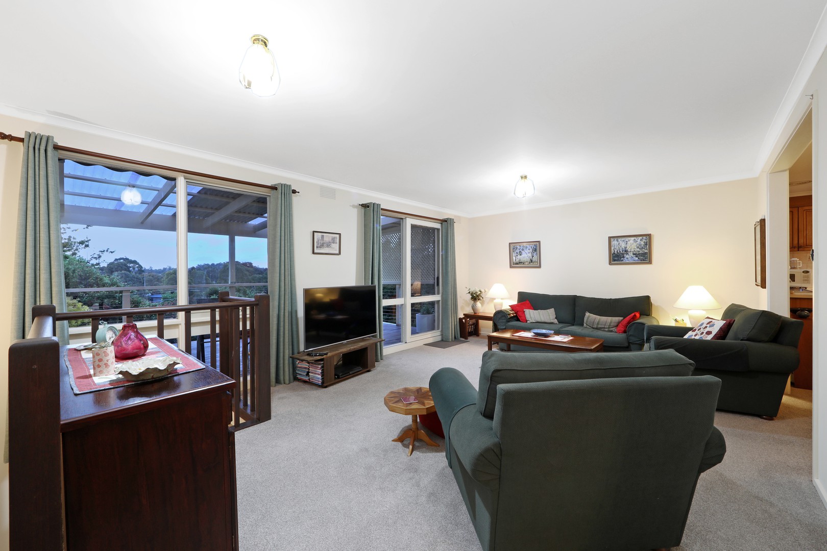 8 Barrett StreetUpper Ferntree Gully, VIC 3156, Upper Ferntree Gully - Thumbnail 2