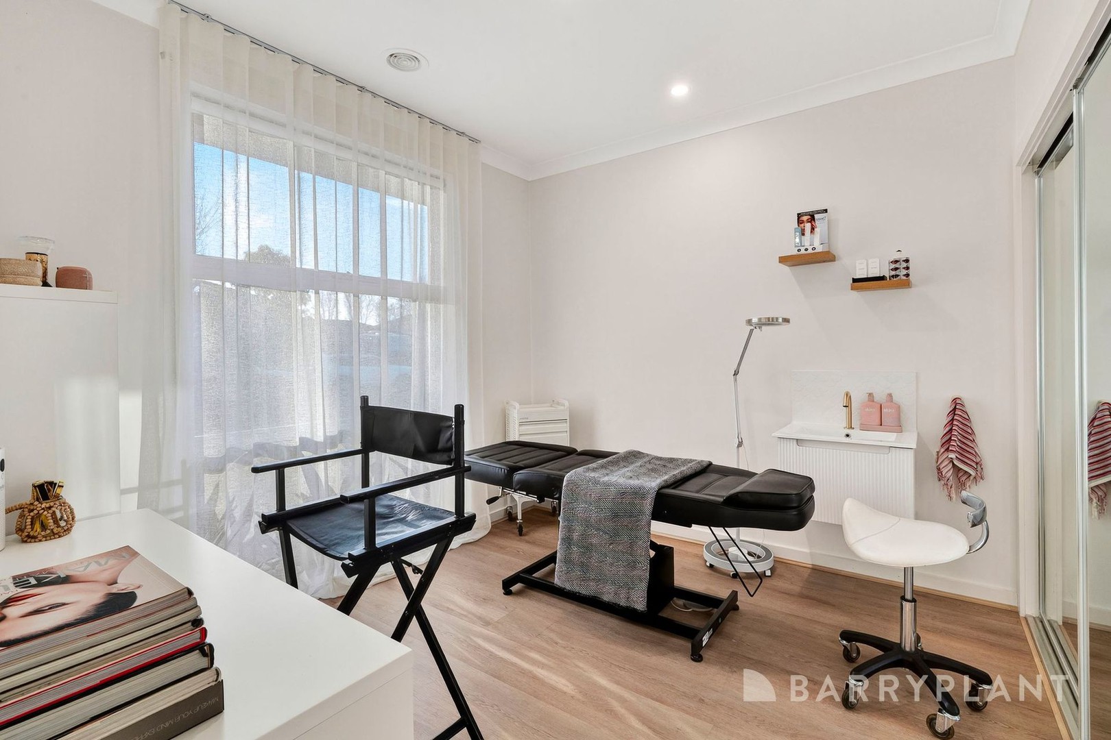 8 Batman Court, Werribee, VIC 3030, Werribee - Thumbnail 3