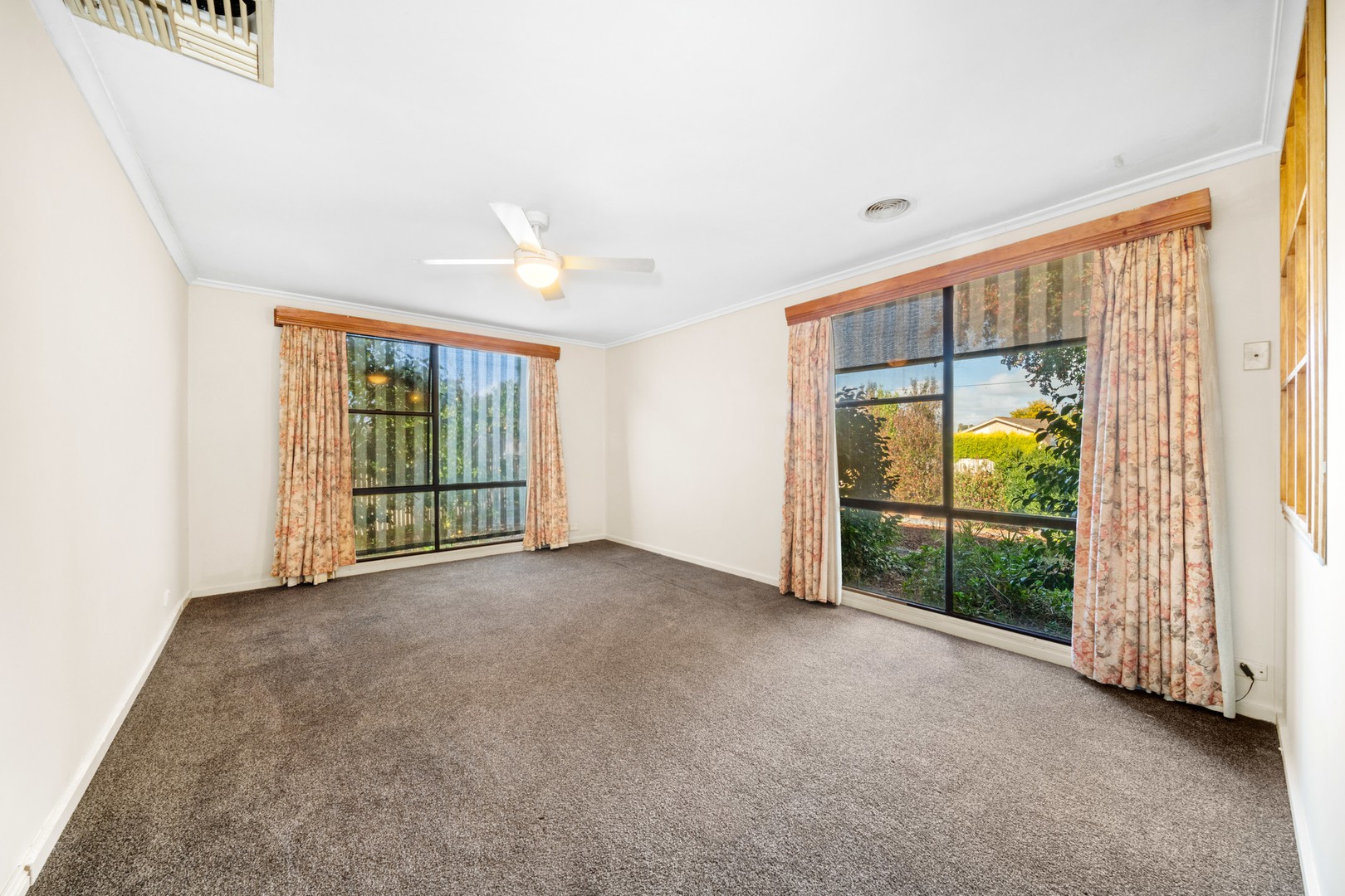 8 Beech Court, Corio, VIC 3214, Corio - Thumbnail 2