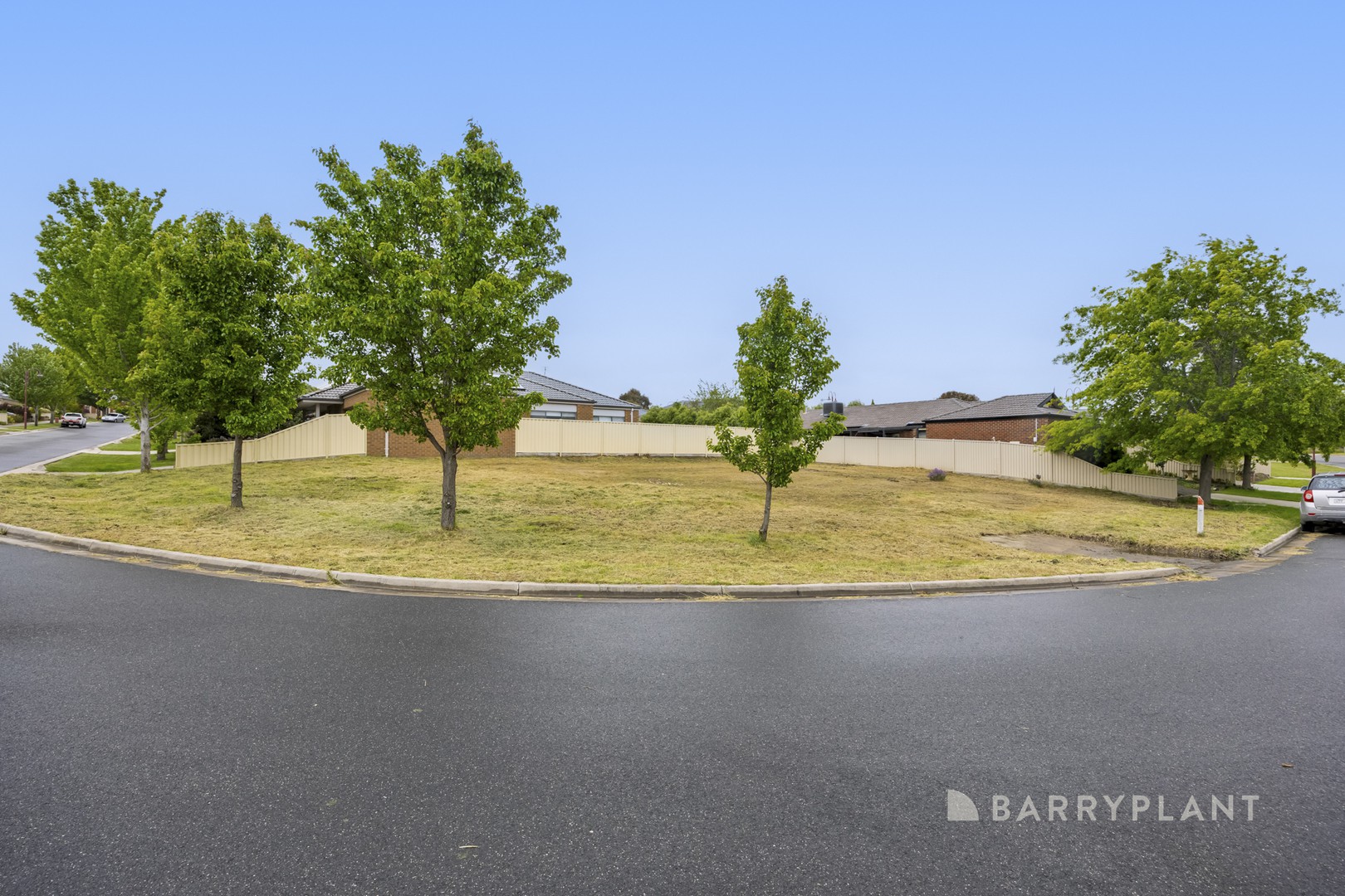 8 Belmar Crescent, Canadian, VIC 3350 - Thumbnail 2 - 20/11/2025