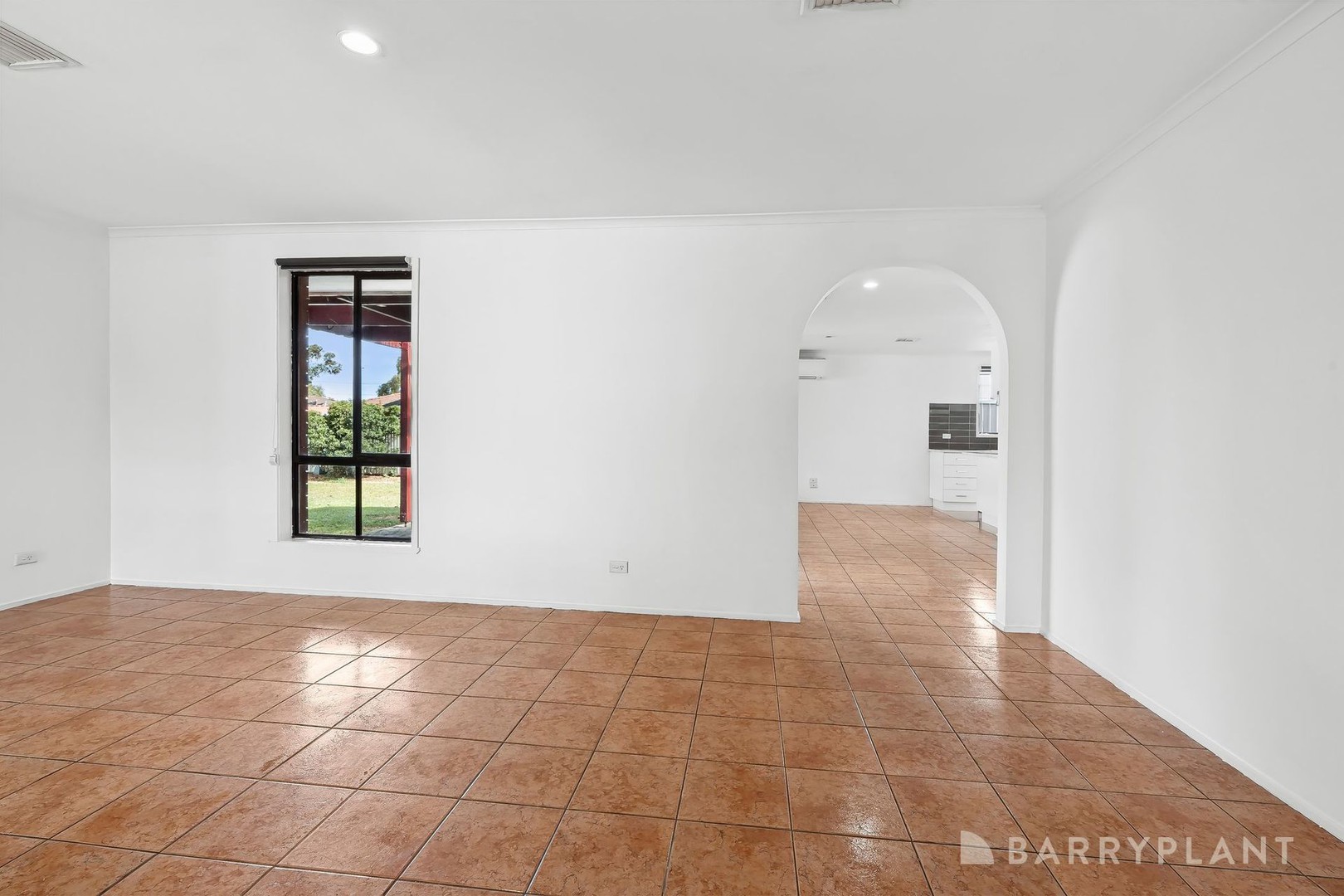 8 Berrigan Court, Werribee, VIC 3030, Werribee - Thumbnail 3