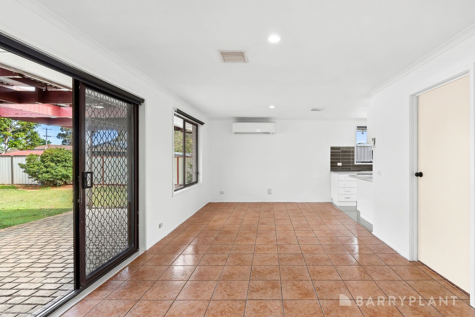 8 Berrigan Court, Werribee, VIC 3030, Werribee - Thumbnail 5