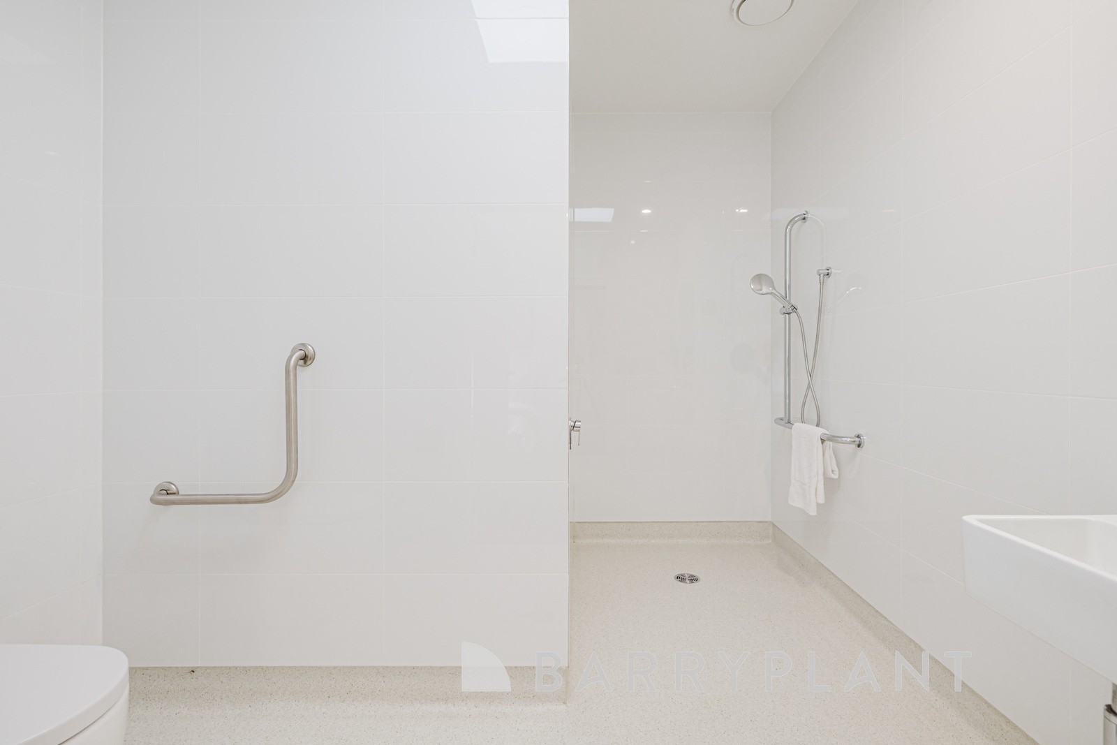 8 Bingham Circuit, Thornhill Park, VIC 3335, Thornhill Park - Thumbnail 8