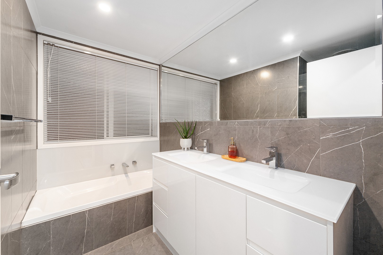 8 Birralee Square, Keilor Downs, VIC 3038, Keilor Downs - Thumbnail 7