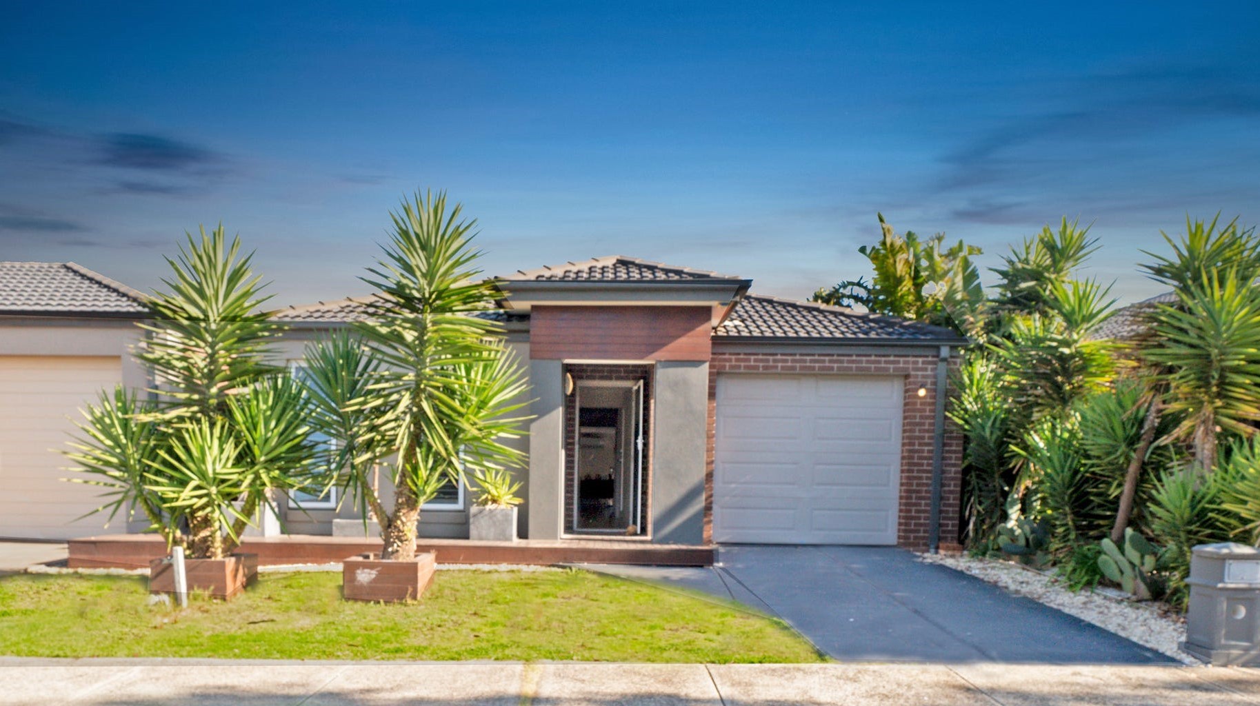 8 Biscay Street, Point Cook, VIC 3030, Point Cook - Thumbnail 2