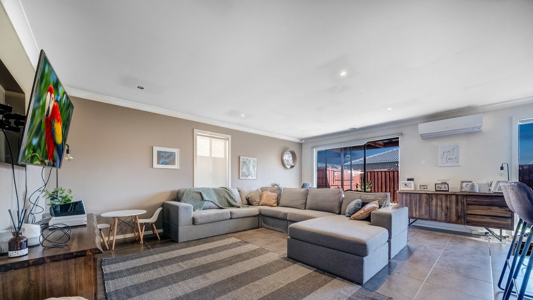8 Biscay Street, Point Cook, VIC 3030, Point Cook - Thumbnail 4