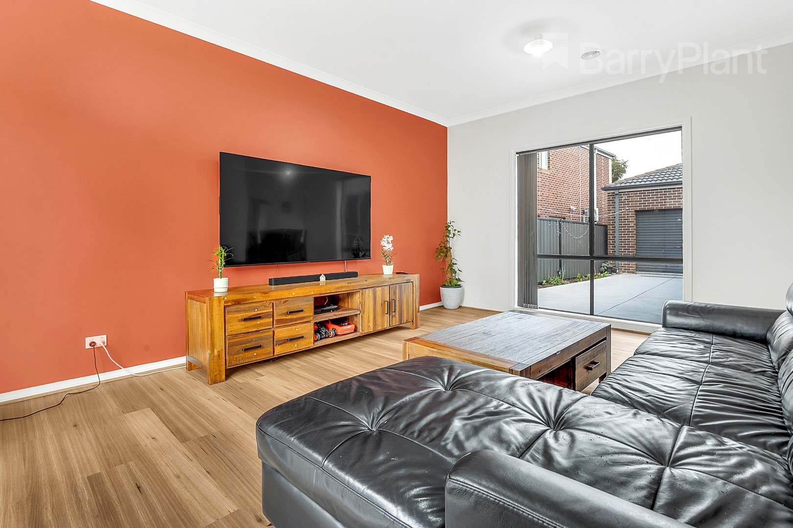 8 Black Range Avenue, Craigieburn, VIC 3064, Craigieburn - Thumbnail 6