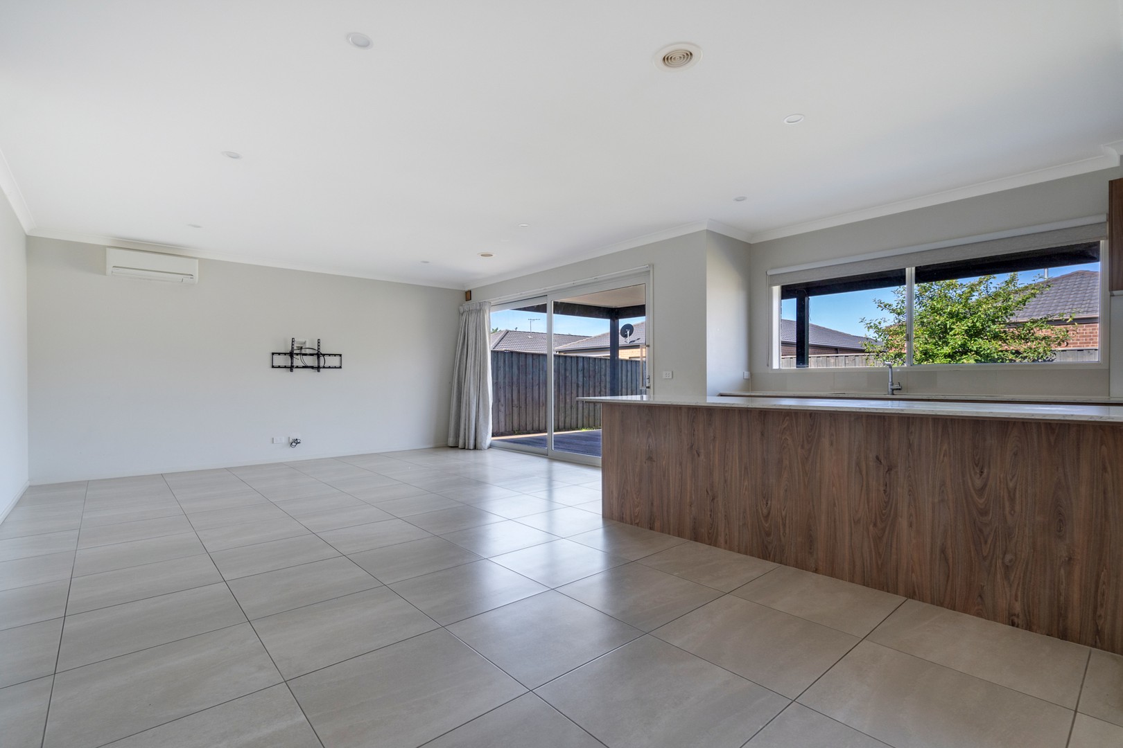 8 Blayney Street, Kalkallo, VIC 3064, Kalkallo - Thumbnail 3