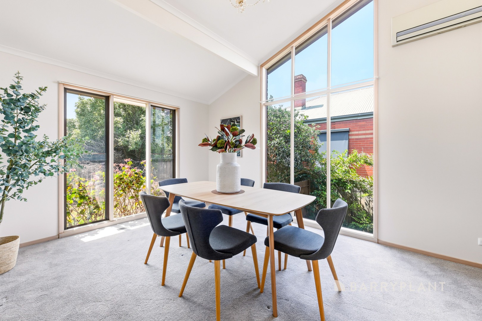8 Blue Hills Close, Wantirna, VIC 3152, Wantirna - Thumbnail 6
