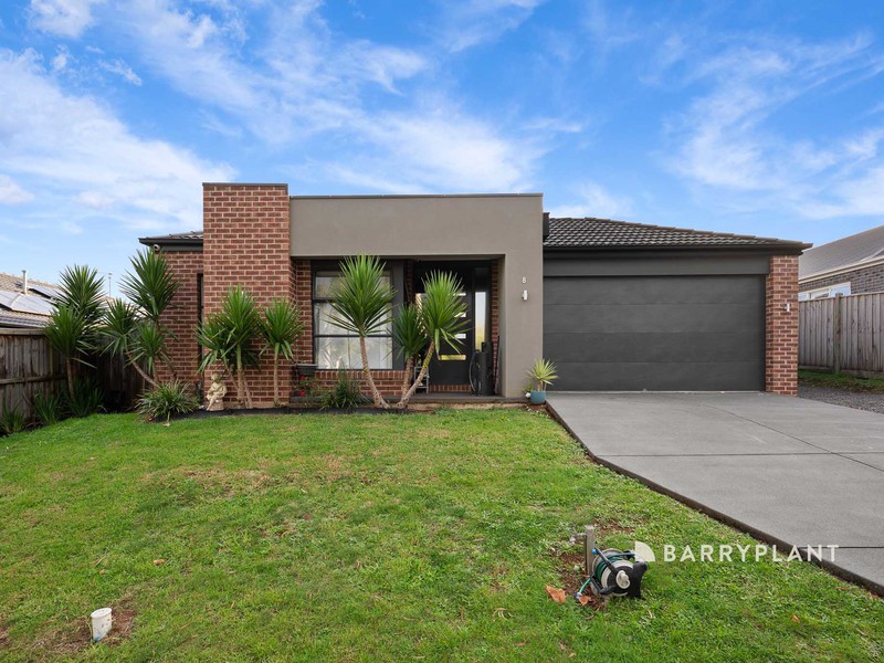8 Blue Jacket Drive, Warragul, VIC 3820 - Image - 11/06/2026