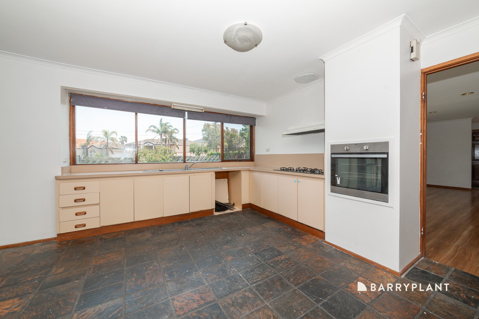 8 Bogong Court, Broadmeadows, VIC 3047 - Thumbnail 2 - 27/01/2026